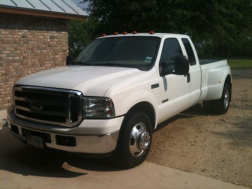 2005 ford f-350 super duty dually lariat extended cab pickup 4-door 6.0l