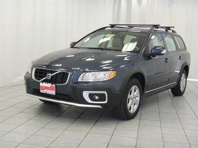 Awd cross country wagon volvo cert 7yr/100k leather heated seats blind spot info