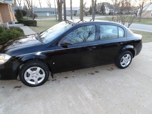 2008 chevy cobalt se black - 4 cyl - 18,000 miles great gas mileage