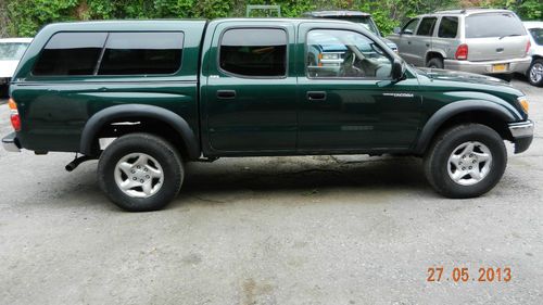 2001 toyota tacoma double cab sr5 4 dorr 4x4 with matching cap factory bedliner