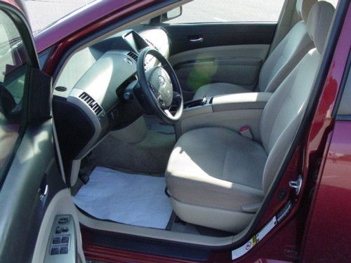 2005 toyota prius base hatchback 4-door 1.5l