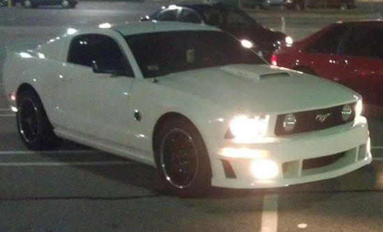 2006 mustang gt performance white roush kit. runs and sounds amazing!
