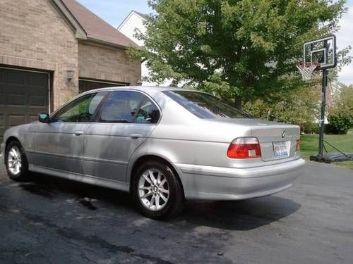 2003 bmw 525i - beautiful!! clean title, clear carfax, no accidents