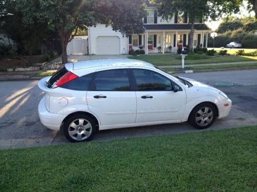 2002 ford focus zx5 hatchback 2.0l zetec  -tons of new parts lifetime warranties