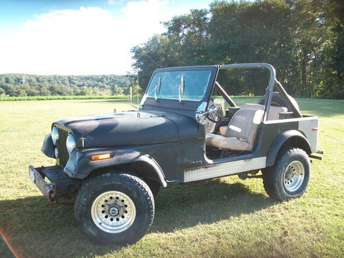 1984 jeep cj7 with hard top, full hard doors, bikini top &amp; cover