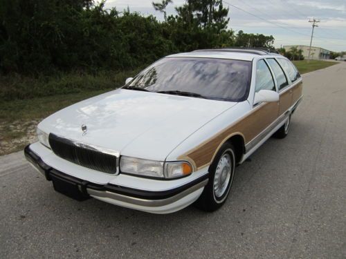 No reserve 100 pics! 95 roadmaster wagon v8 third row extensive service history!