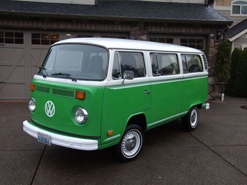 1976 vw bus 7 passenger clean and in good shape a must see