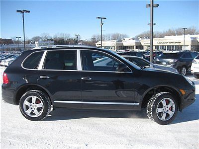 2004 porsche cayenne turbo with awd and navigation. 95852 miles. great condition
