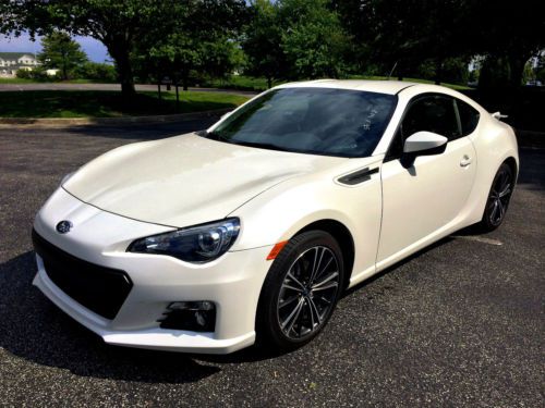 Subaru brz limited warranty loaded low miles one owner no accidents 6 speed