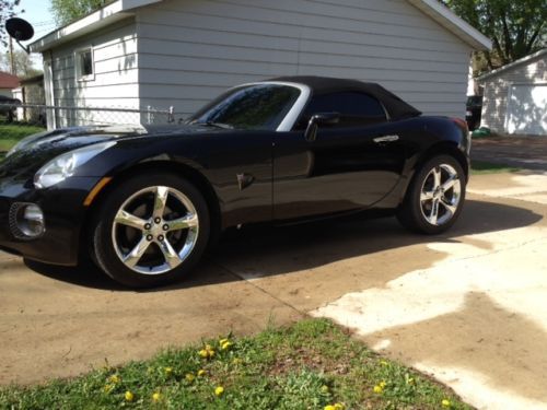 Turbo pontiac gxp solstice convertible black all stock with only 14k miles!