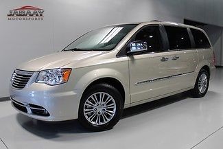 2013 town &amp; country touring l~only 3,621 miles~1 owner~navigaiotn~tv/dvd~perfect