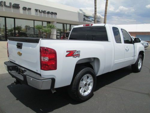 12 4X4 4WD WHITE 5.3L V8 AUTOMATIC MILES:38K EXTENDED CAB PICKUP TRUCK ONE OWNER, image 5