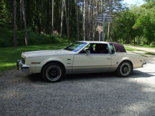 1984 oldsmobile toronado caliente sport coupe 2 door 5.0l(307) v8 automatic 4 sp