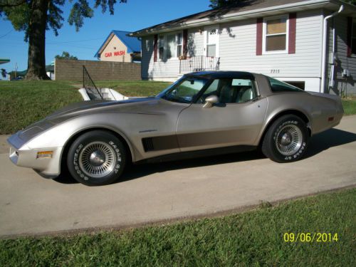 1982 collectors edition corvette
