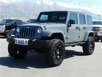 Jeep wrangler unlimited sahara 4x4 hard top custom new lift wheels tires auto