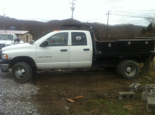 2005 dodge ram 3500 st crew cab pickup 4-door 5.9l