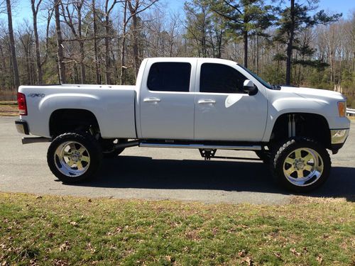 2011 gmc dura max diesel slt