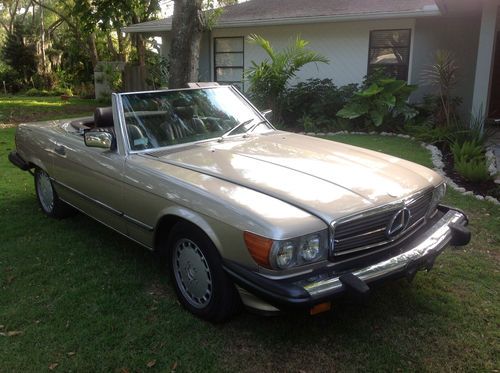 1987 mercedes 560sl in sarasota florida no reserve !!!