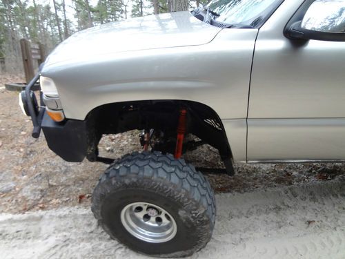 2001 chevy silverado 1500 lifted for off roading with mud tires