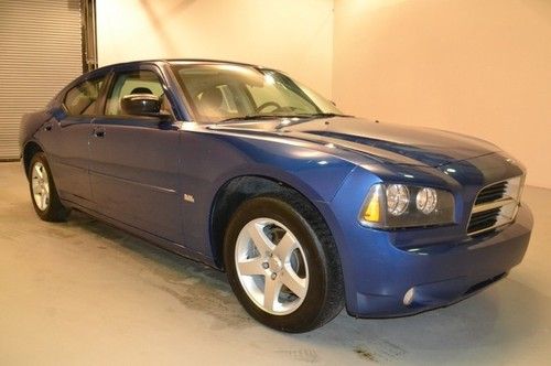 2010 dodge charger sxt  v6 3.5l high output auto cd keyless great condition