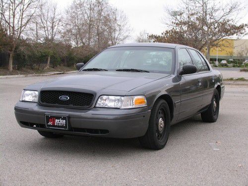 2009 ford crown victoria police interceptor p71 only 10k miles