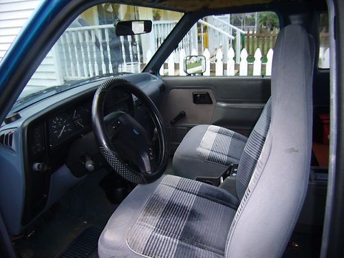 1992 ford ranger xlt extended cab pickup 2-door 3.0l