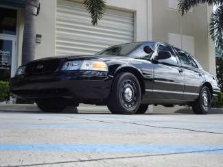 2003 ford crown victoria police interceptor package low miles runs great!