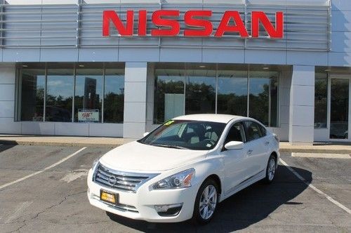 Nissan altima sv leather alloys chrome package rare clean certified like new