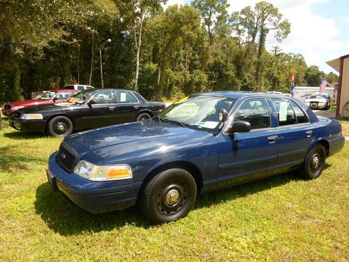 2008 ford crown victoria  police interceptor p71 only 80 k miles and 697 hrs
