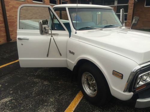 1972 gmc 2500 custom pickup truck