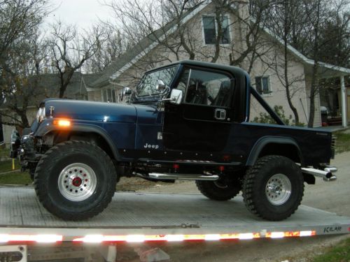 1982 jeep scrambler - modified - pristene condition