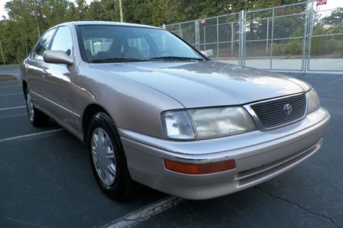 1996 toyota avalon xls southern owned leather seats sunroof cold a/c no reserve