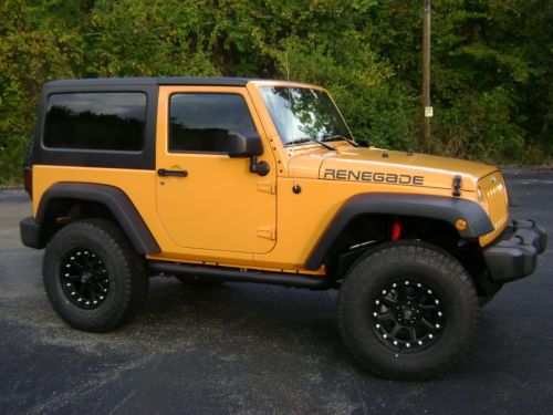 Hard-Top Automatic RENEGADE 3.5" Lift Package with 35" Tires plus Half Doors, US $34,590.00, image 3