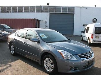 2011 nissan altima 2.5 s special edition automatic 29 k low miles very clean car