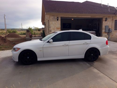 2008 bmw 335i sedan 4-door 3.0l twin turbo