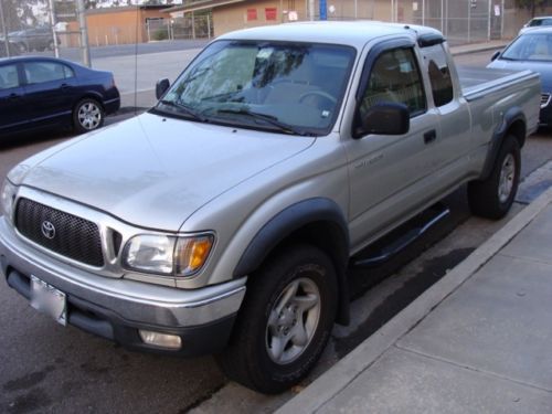 2004 toyota tacoma base extended cab pickup 2-door 3.4l
