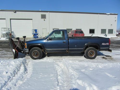 1993 chevrolet 4wd 2500 snow plow truck 4 x 4