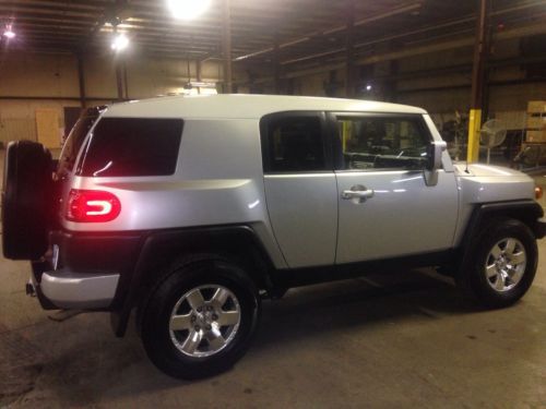 2007 toyota fj cruiser 4wd for sale by owner