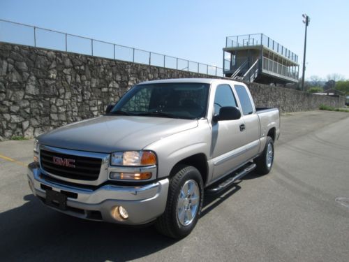 Gmc extended cab tow package 5.3 liter v8 leather chrome 18 inch alloys sharp