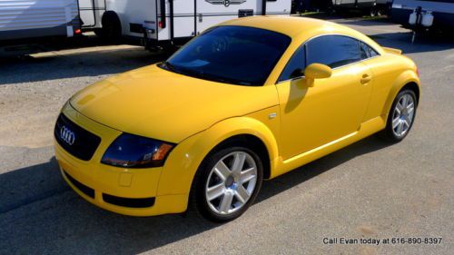 Great condition 2004 audi tt 1.8t coupe yellow w/black leather interior! fun car