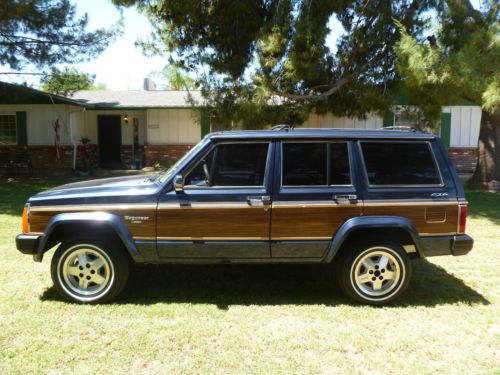 1989 jeep wagoneer ltd xtra clean! 6 cyl auto low low miles 56k