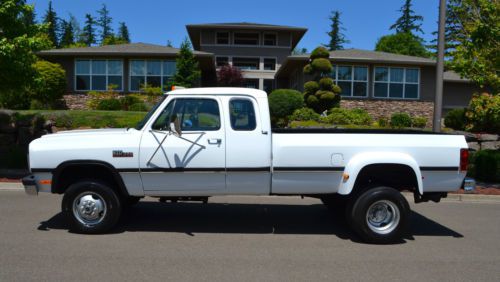 Grandpa&#039;s 1993 dodge ram le 350 club cab 4x4 diesel with only 34,461