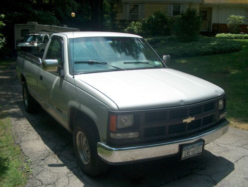1995 chevrolet c1500 wt standard cab pickup 2-door 4.3l 69k  miles