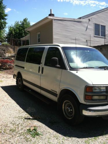 Yonkers Honda Service >> Buy used 2001 GMC Savana 3500 SLT Standard Passenger Van 3-Door 8.1L in Pompton Lakes, New ... Yonkers Honda Service >> Buy used 2001 GMC Savana 3500 SLT Standard Passenger Van 3-Door 8.1L in Pompton Lakes, New ...
