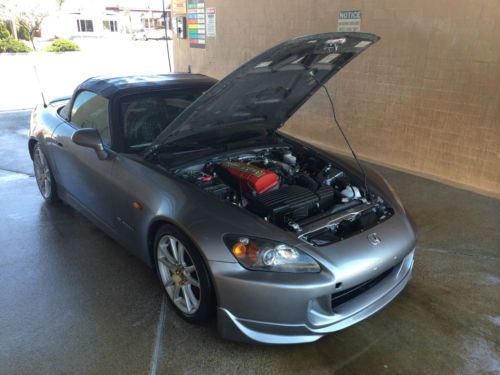 2005 honda s2000 low miles 39k runs great! rebuilt title convertible