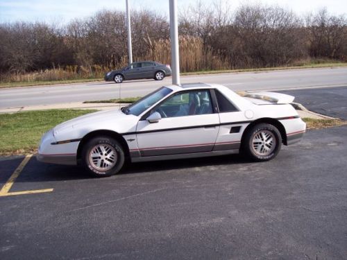 1984 fiero indy pace car