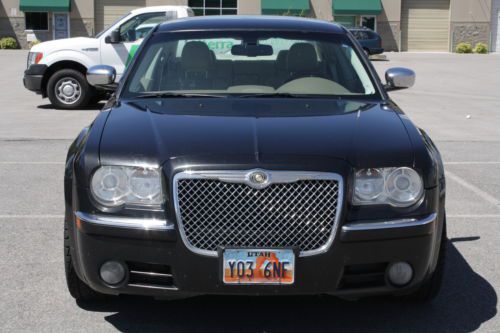 2009 chrysler 300c hemi v8 rwd---navigation--- heritage package