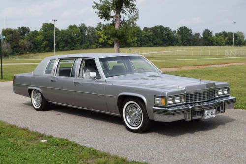 1977 cadillac fleetwood limousine - 16,000 miles - beautiful!