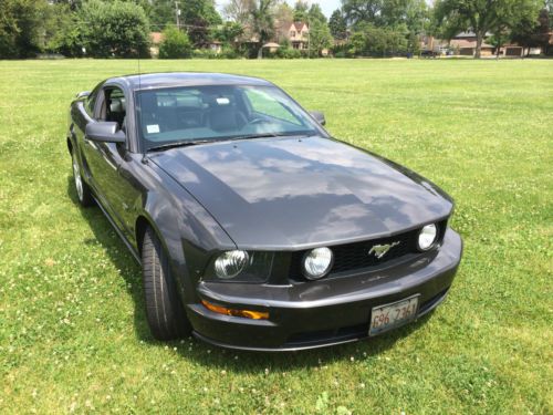 2007 Ford Mustang GT Premium Coupe 2-Door 4.6L, image 4
