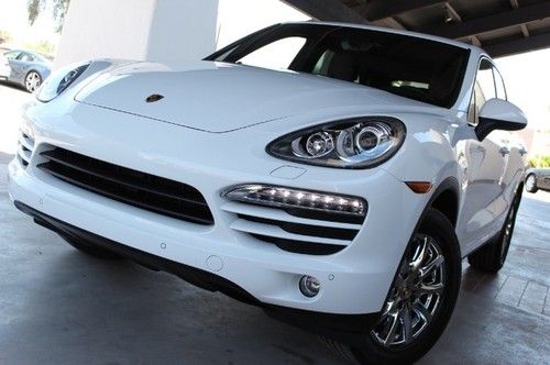 2012 porsche cayenne. premium pkg. plus. highly optioned. like new. 1 owner.